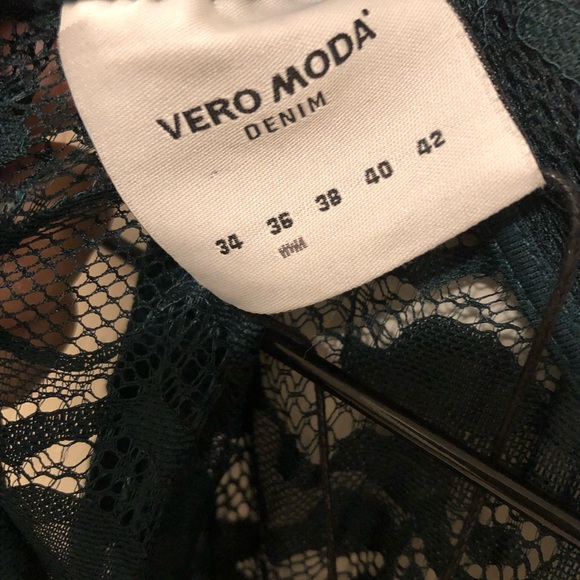 Lace Emerald Green Sleeveless Turtleneck Cocktail Party Dress (New) - Picture 5 of 8